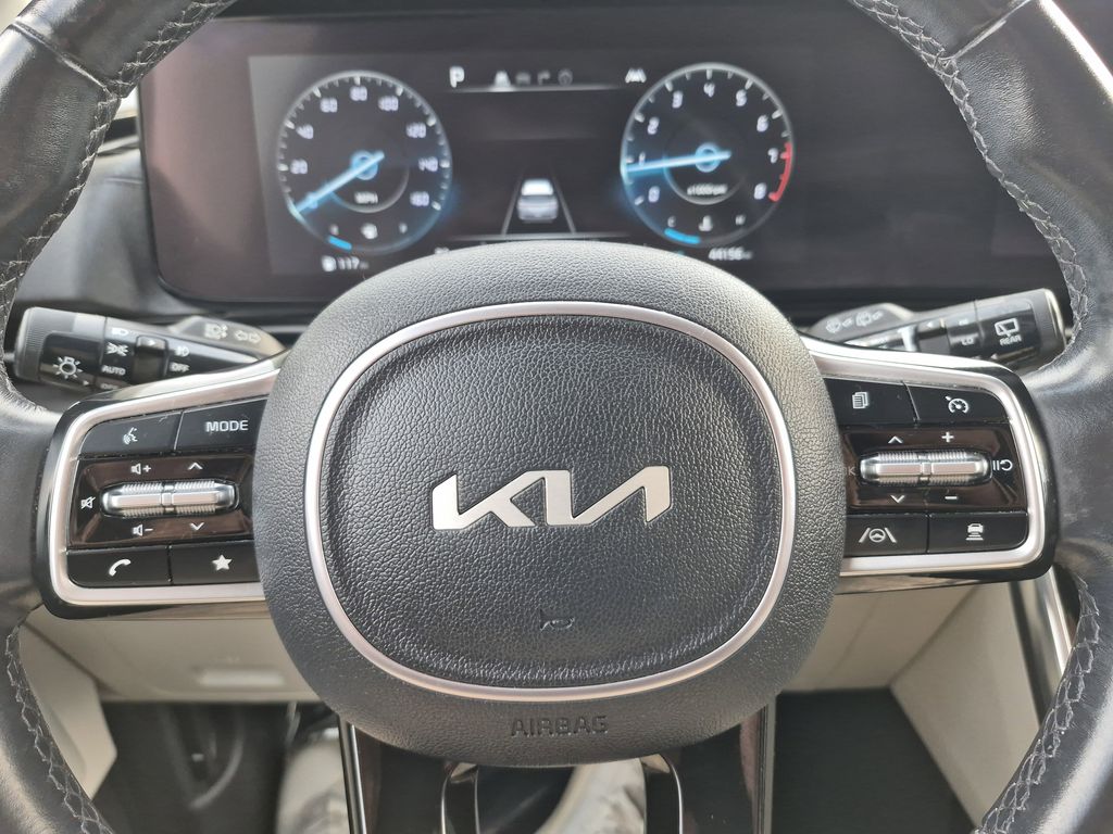 2023 Kia Carnival SX - Photo 21