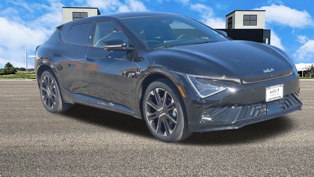 2025 Kia EV6 Light photo 2