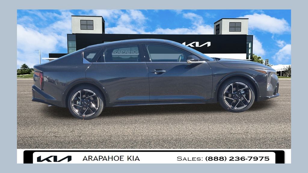 2025 Kia K4 GT-Line's photo