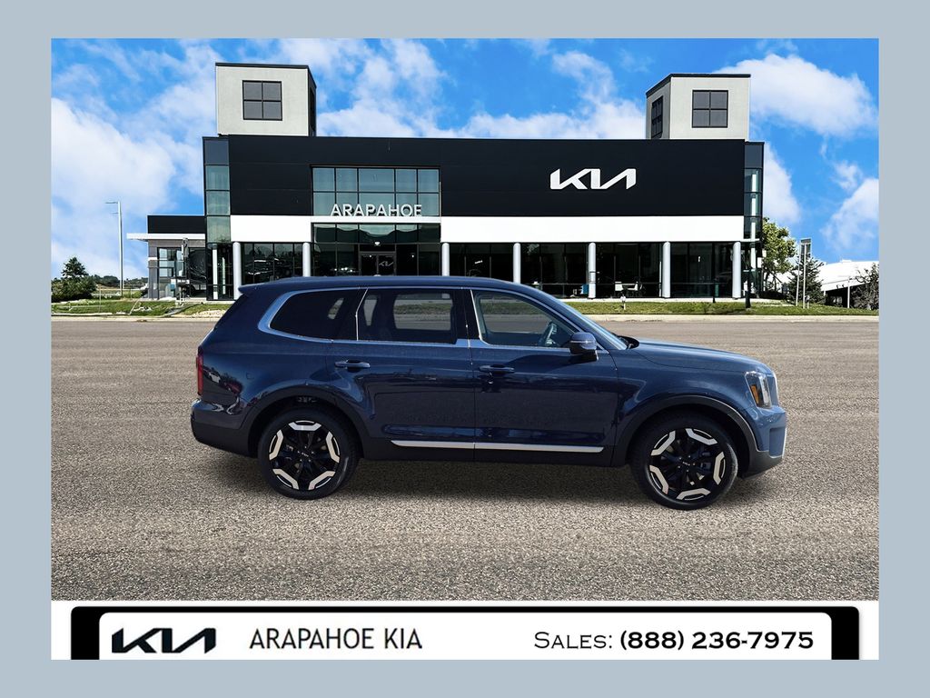 2025 Kia Telluride S's photo