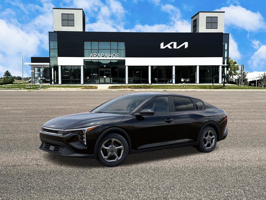 New 2026 Kia K4 LXS Sedan