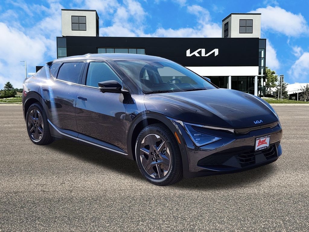 New 2025 Kia EV6 Light SUV