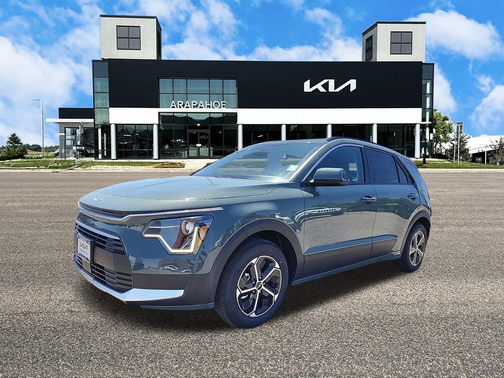 2025 Kia Niro EX photo 3