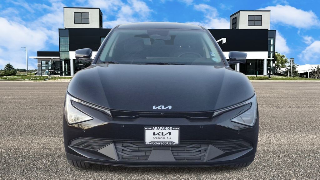 New 2025 Kia EV6 Light SUV