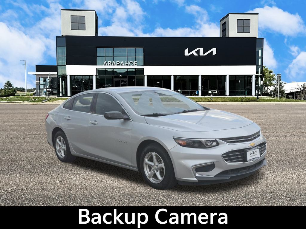 1G1ZB5ST9HF218672