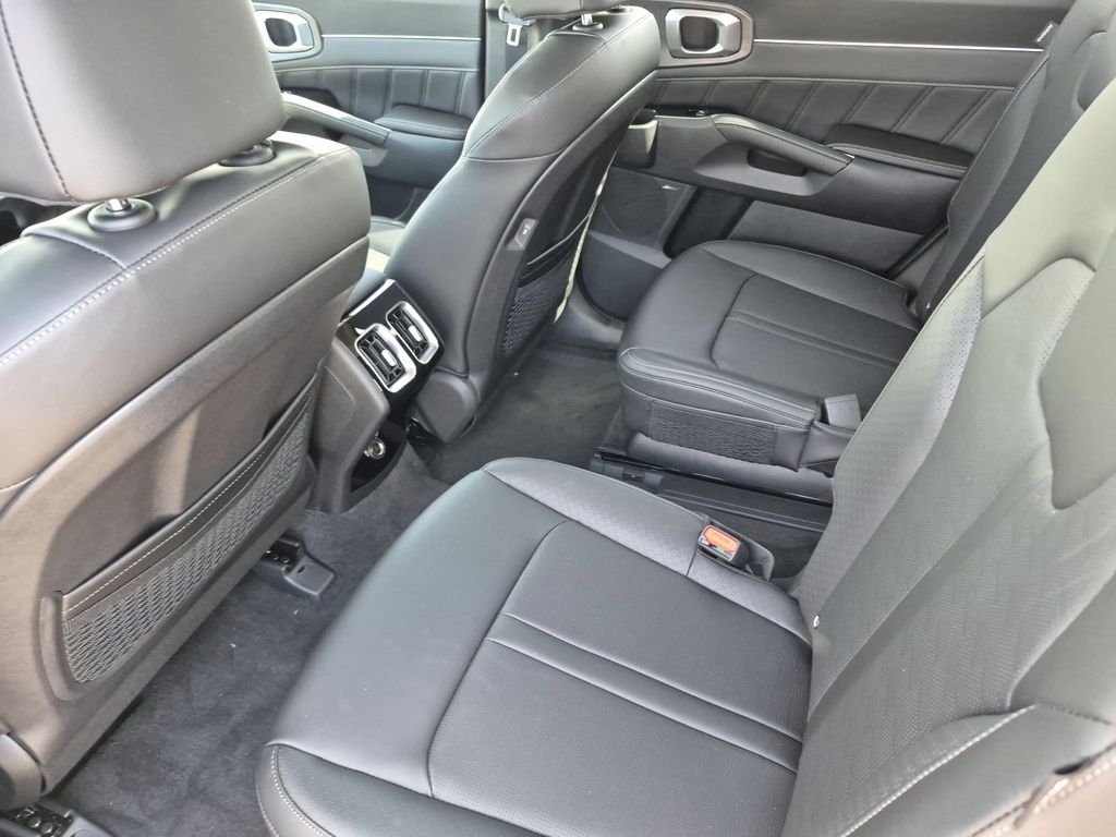 2026 Kia Sorento X-Line SX - Photo 13