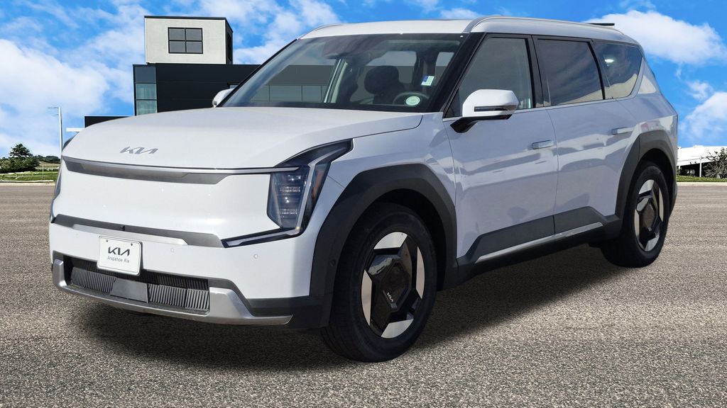 2026 Kia EV9 Wind photo 2