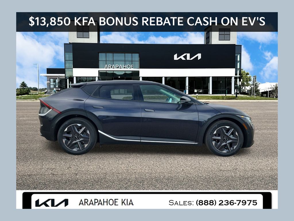 2025 Kia EV6 Light L/R's photo