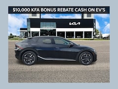 2025 Kia EV6 Light SUV