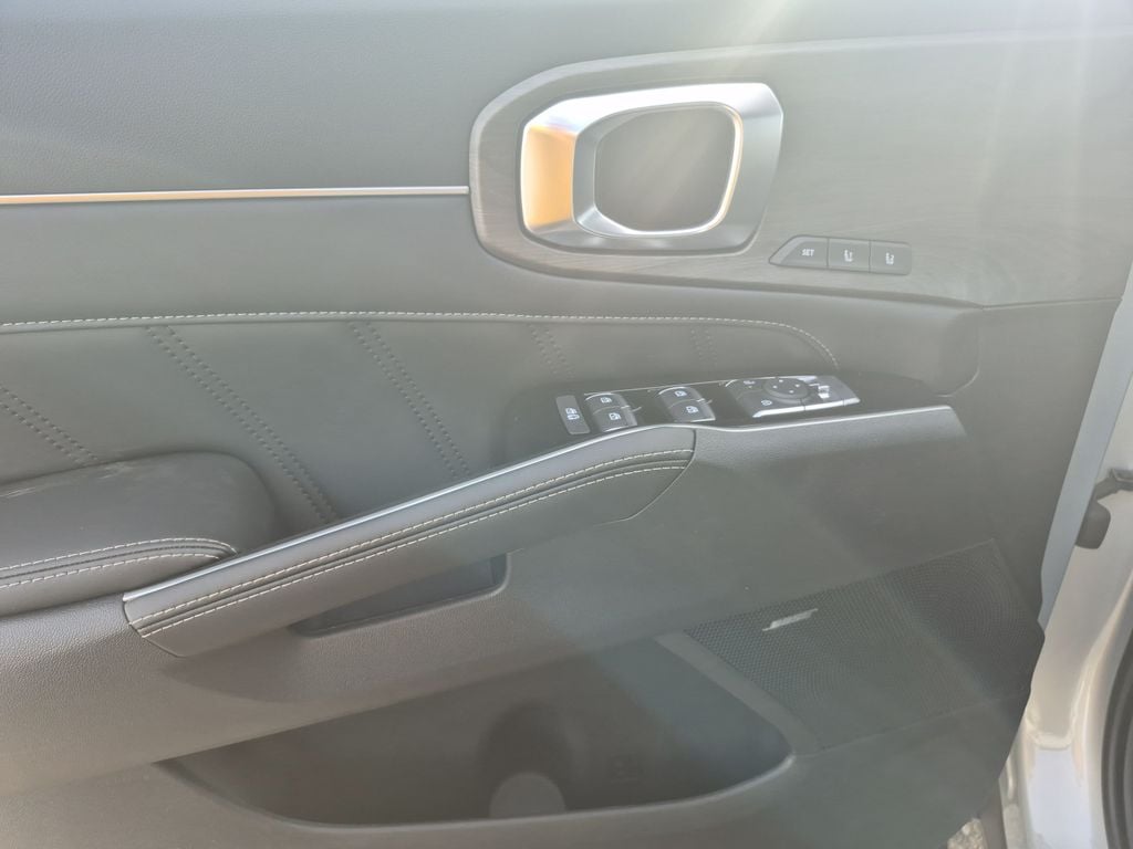 2026 Kia Sorento X-Line SX Prestige - Photo 6