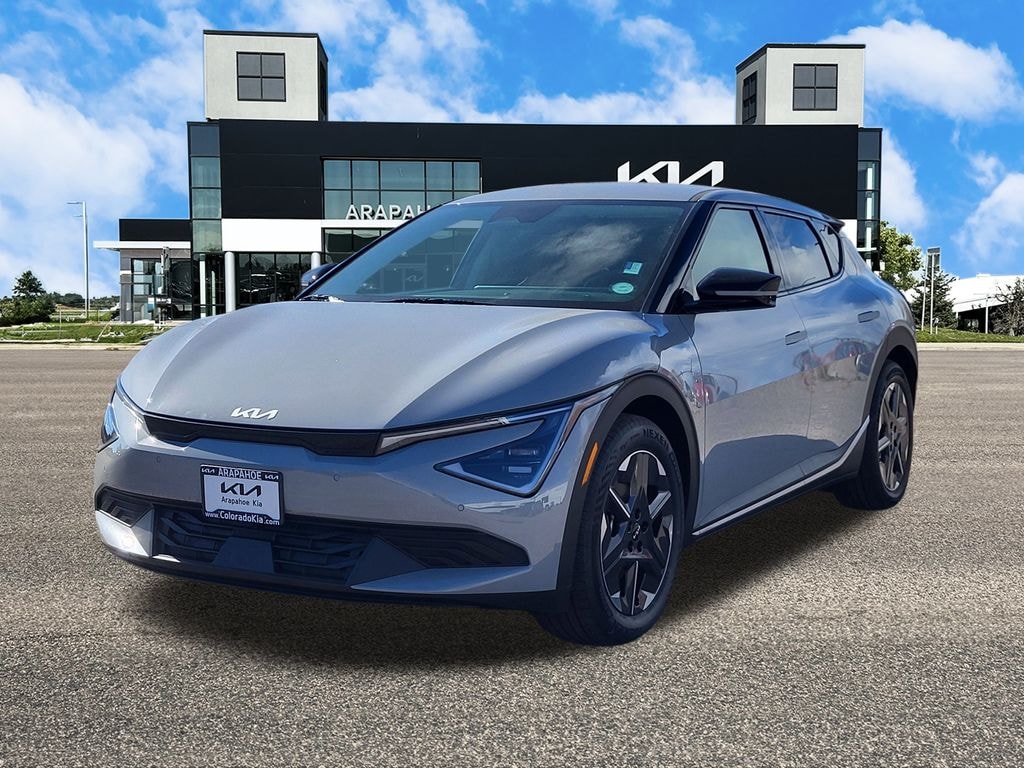 New 2025 Kia EV6 Light SUV