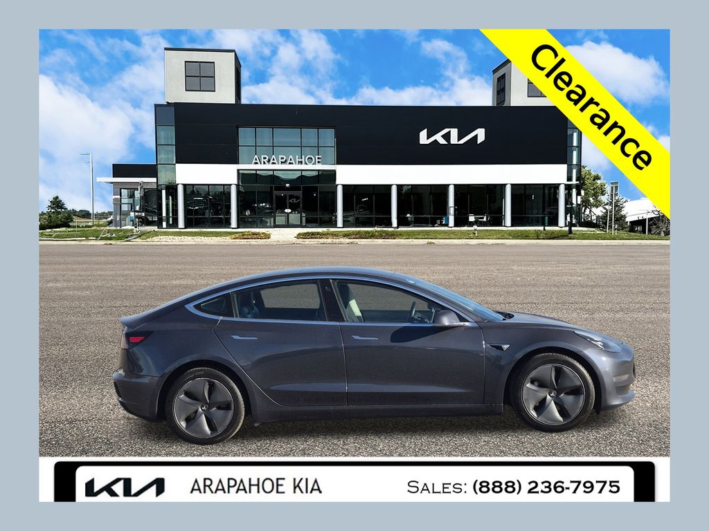 2019 Tesla Model 3 Long Range's photo