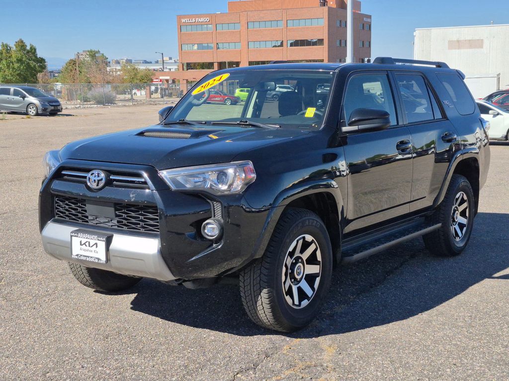 2024 Toyota 4Runner TRD Off-Road photo 4