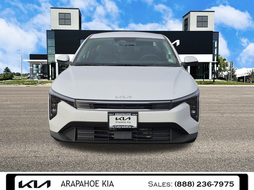 New 2025 Kia K4 LXS Sedan