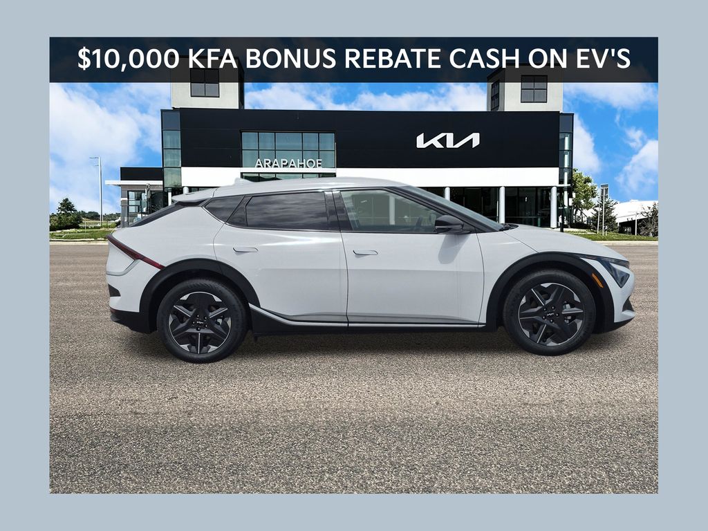 2026 Kia EV6 Light L/R AWD's photo