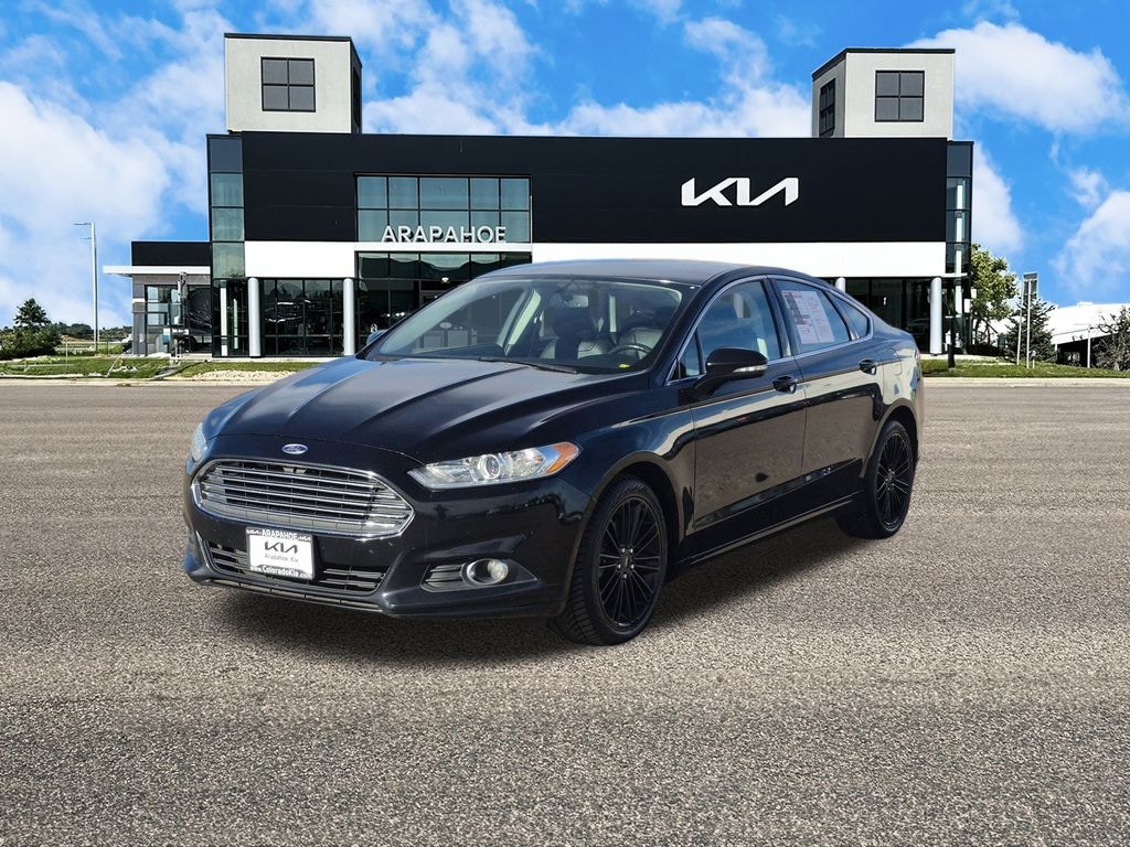 Used 2016 Ford Fusion SE Sedan