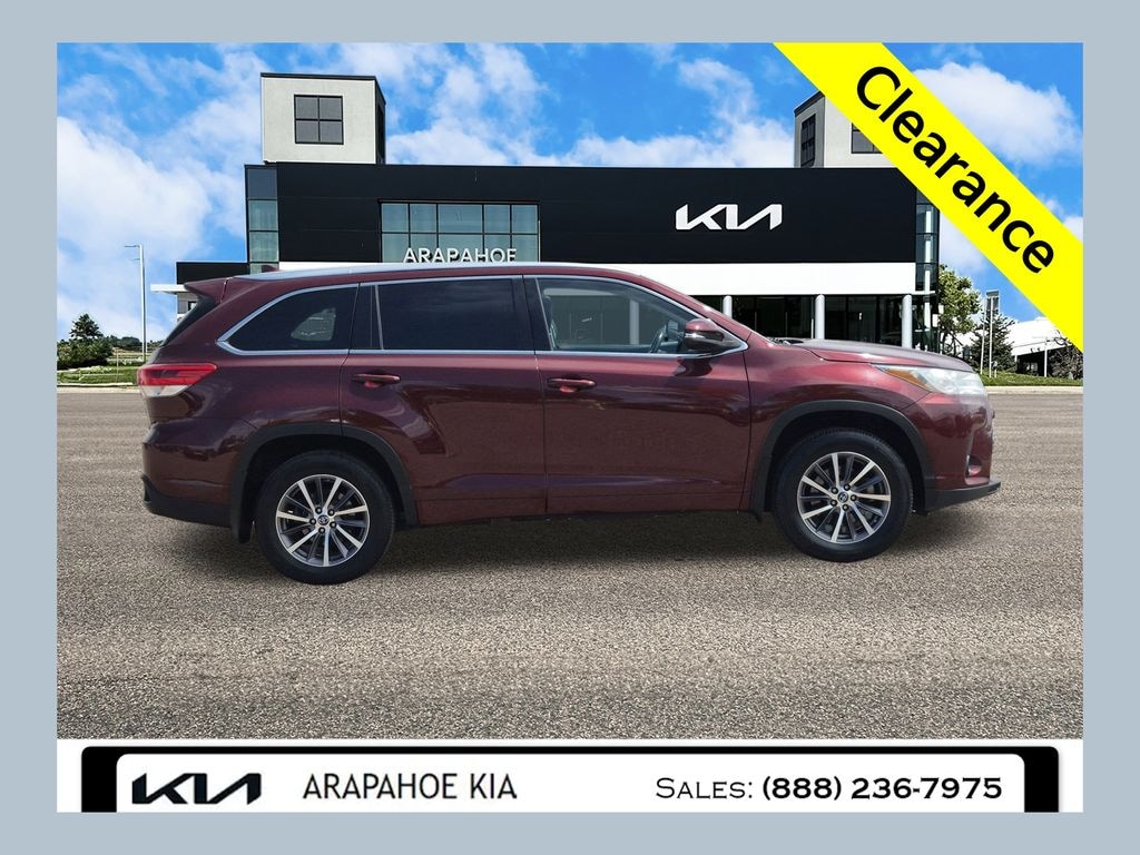 Used 2018 Toyota Highlander XLE SUV