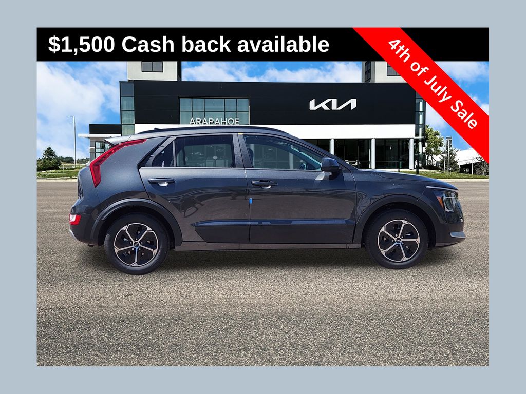 2026 Kia Niro LX HEV's photo