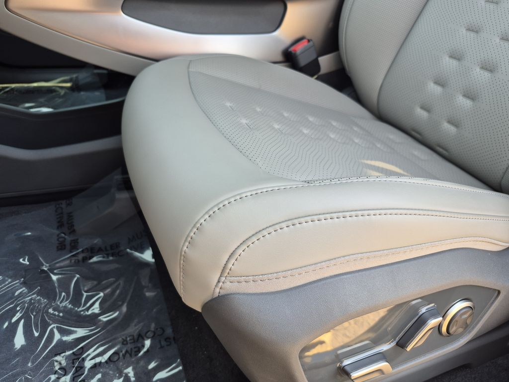 2026 Kia EV9 Wind - Photo 11