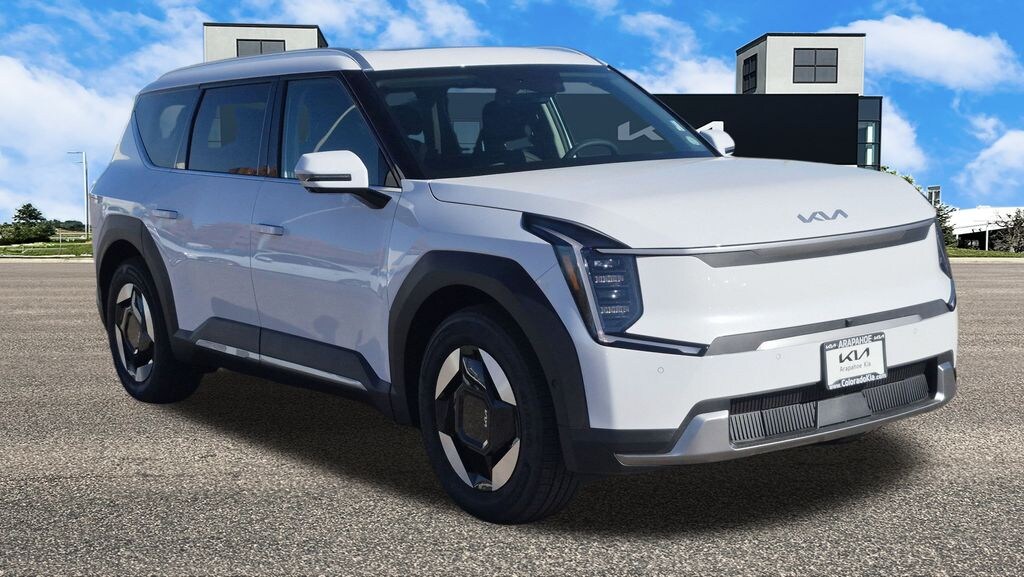 New 2026 Kia EV9 Wind SUV
