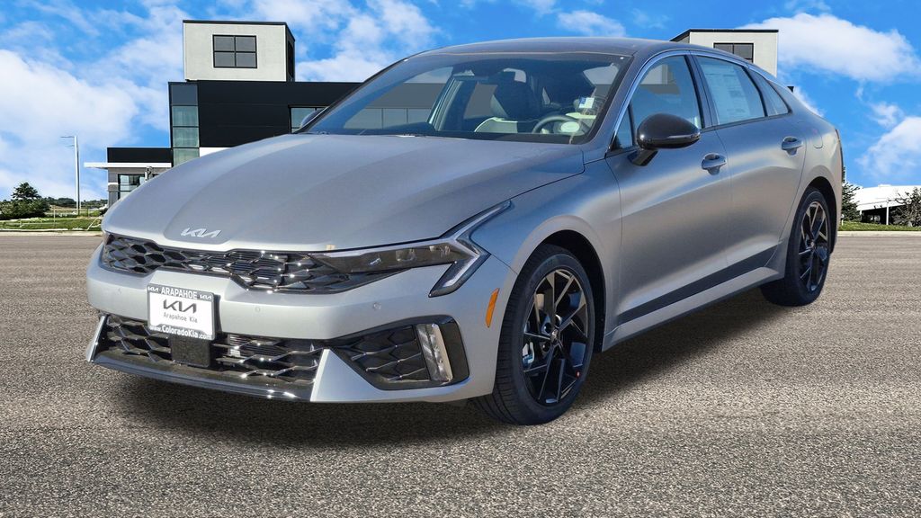 2026 Kia K5 GT-Line photo 4