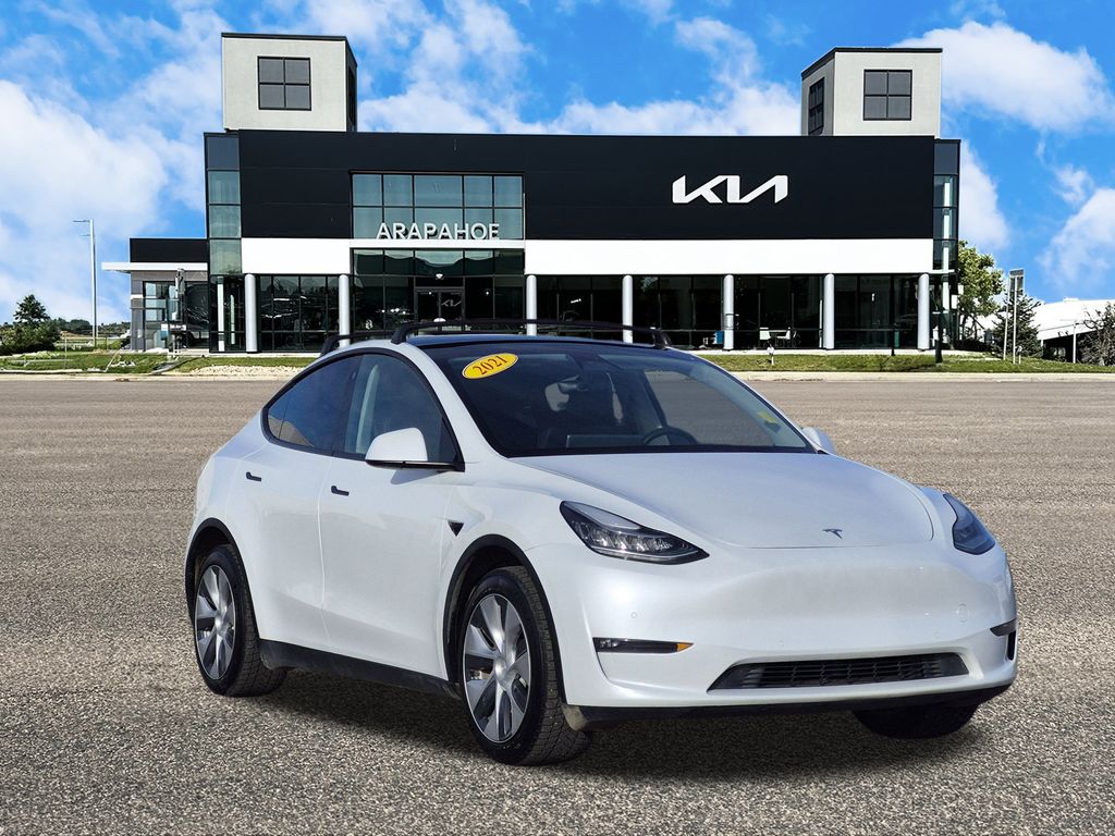 Used 2021 Tesla Model Y Long Range with VIN 5YJYGDEE9MF301870 for sale in Centennial, CO