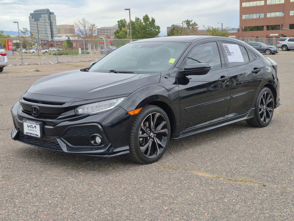 2017 Honda Civic Sport Touring Hatchback photo 3
