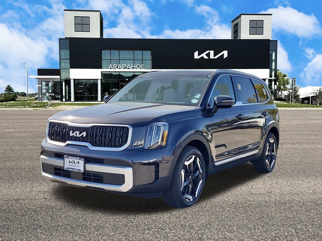 2025 Kia Telluride EX photo 4