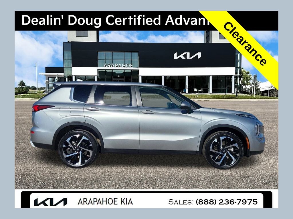 Used 2024 Mitsubishi Outlander SE SUV