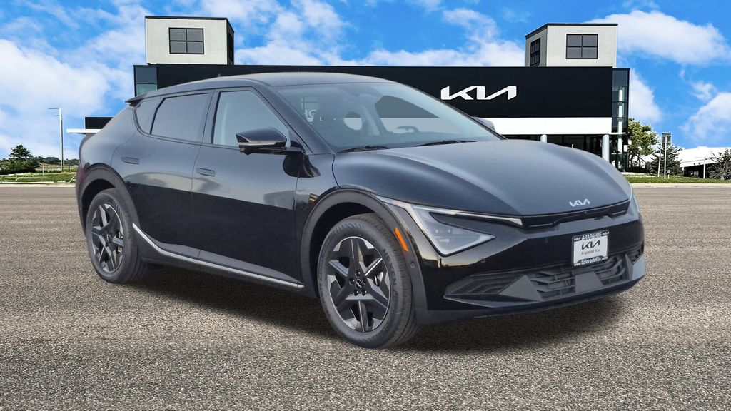 2025 Kia EV6 Light photo 2