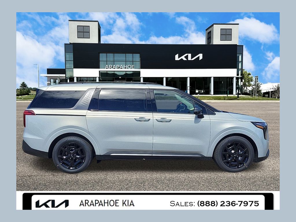 2025 Kia Carnival SX Prestige's photo