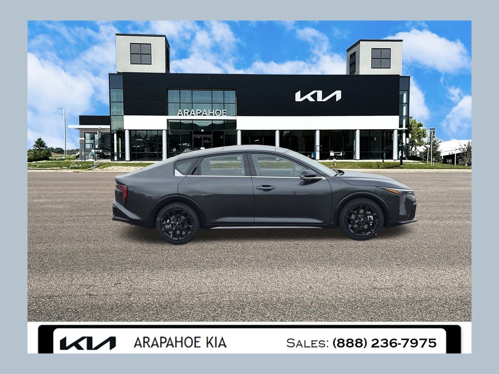 2025 Kia K4 GT-Line Turbo's photo