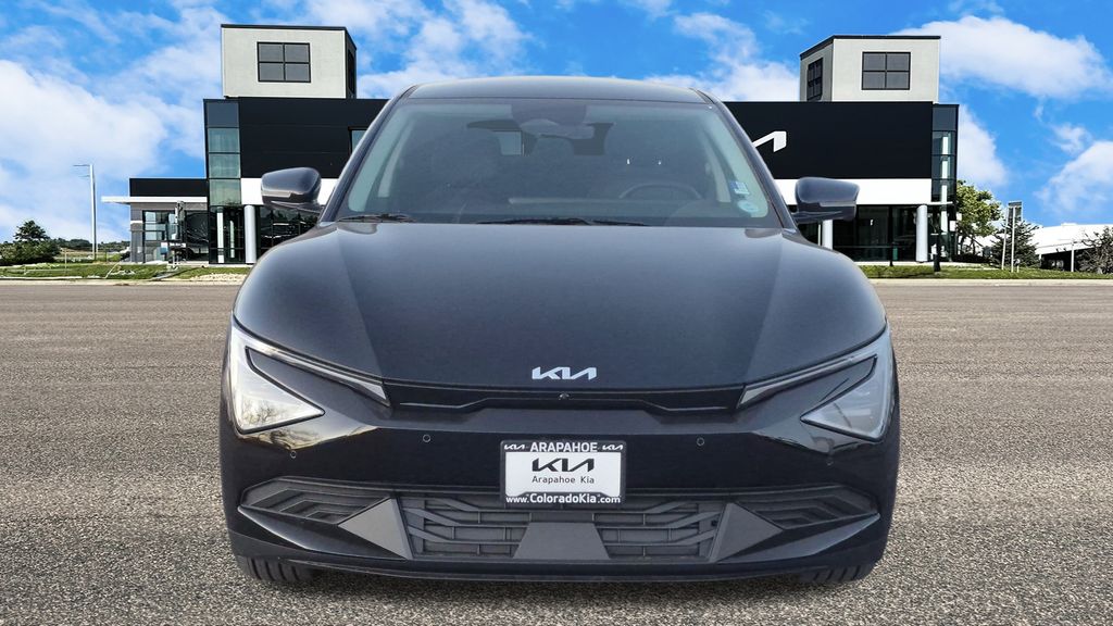 2025 Kia EV6 Light photo 3