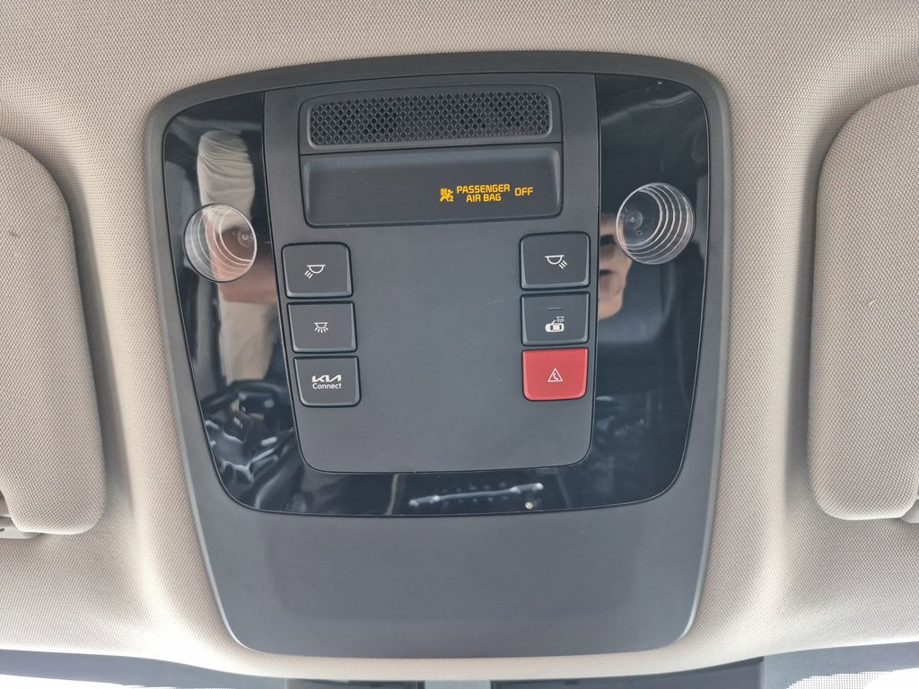 2023 Kia Carnival SX - Photo 27