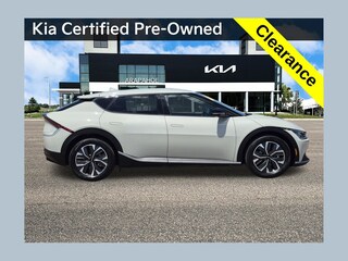 2024 Kia EV6 Light SUV
