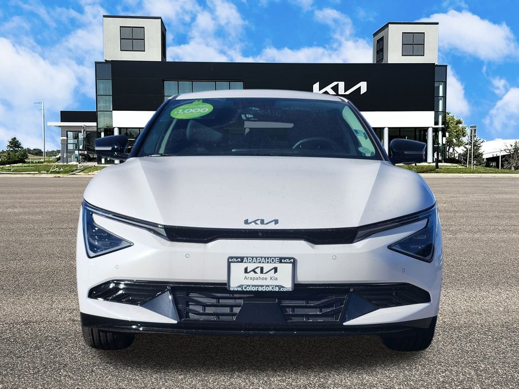 New 2025 Kia EV6 Wind SUV