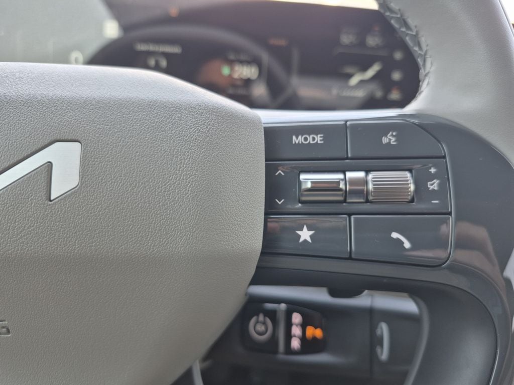 2026 Kia EV9 Wind - Photo 18