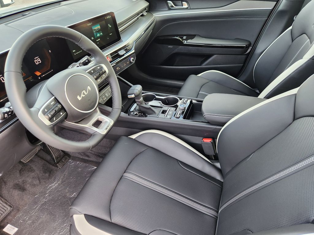 2026 Kia K5 GT-Line - Photo 7