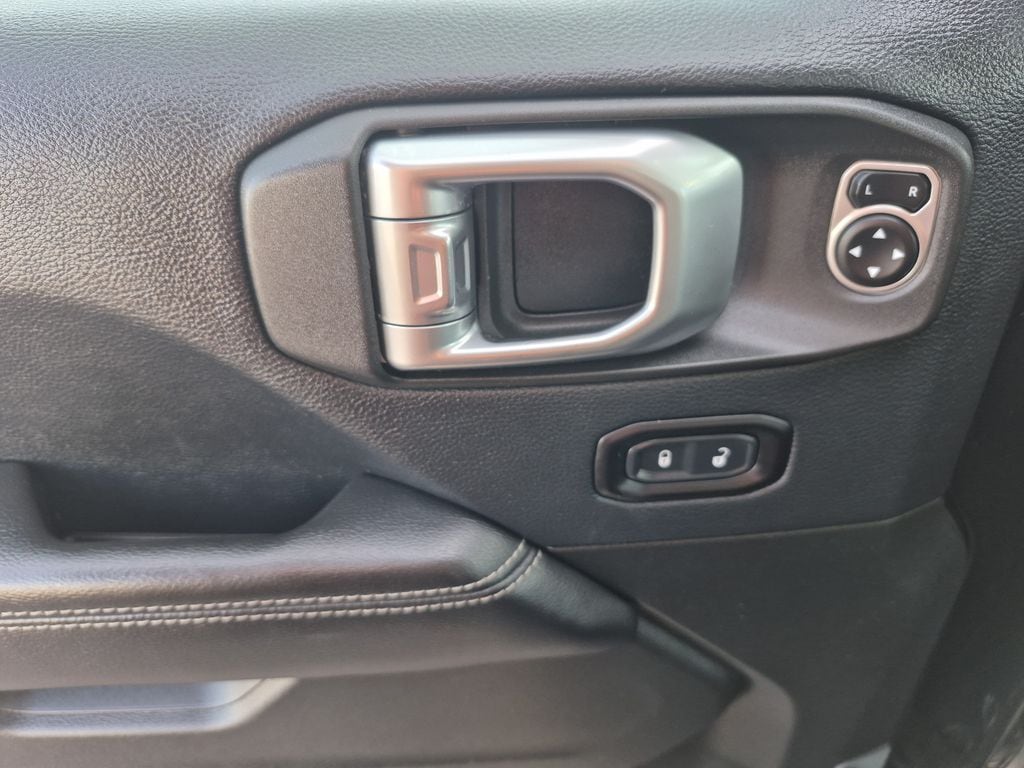 2018 Jeep All-New Wrangler Unlimited Sahara - Photo 8