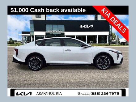 2025 Kia K4 GT-Line Sedan