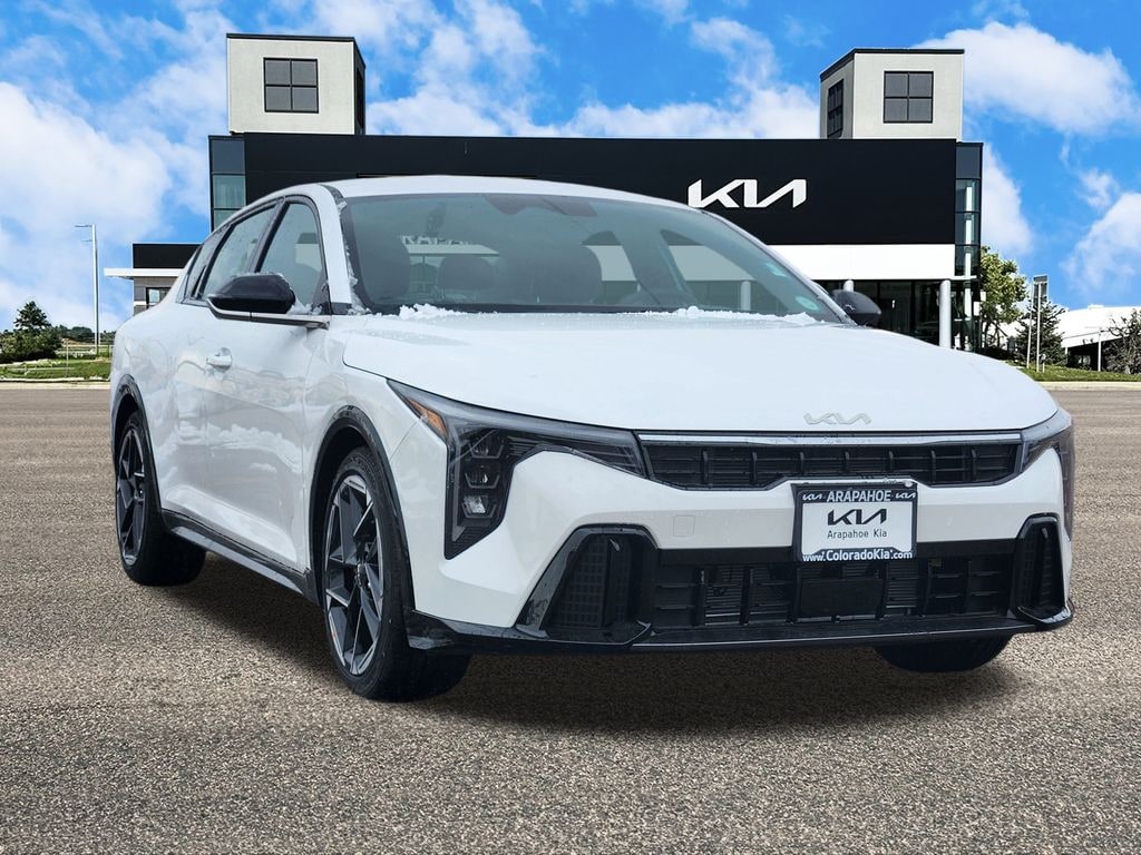 New 2025 Kia K4 GT-Line Sedan