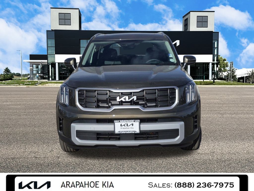 2025 Kia Telluride S photo 3