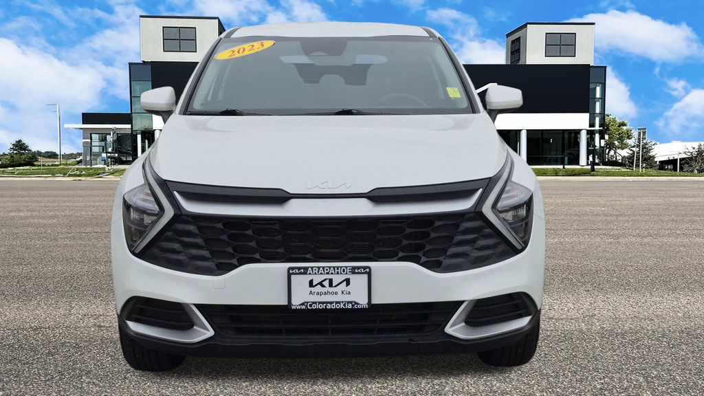 2023 Kia Sportage LX photo 3