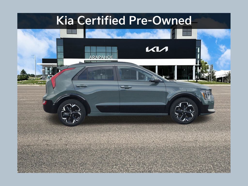 2024 Kia Niro Wave EV's photo