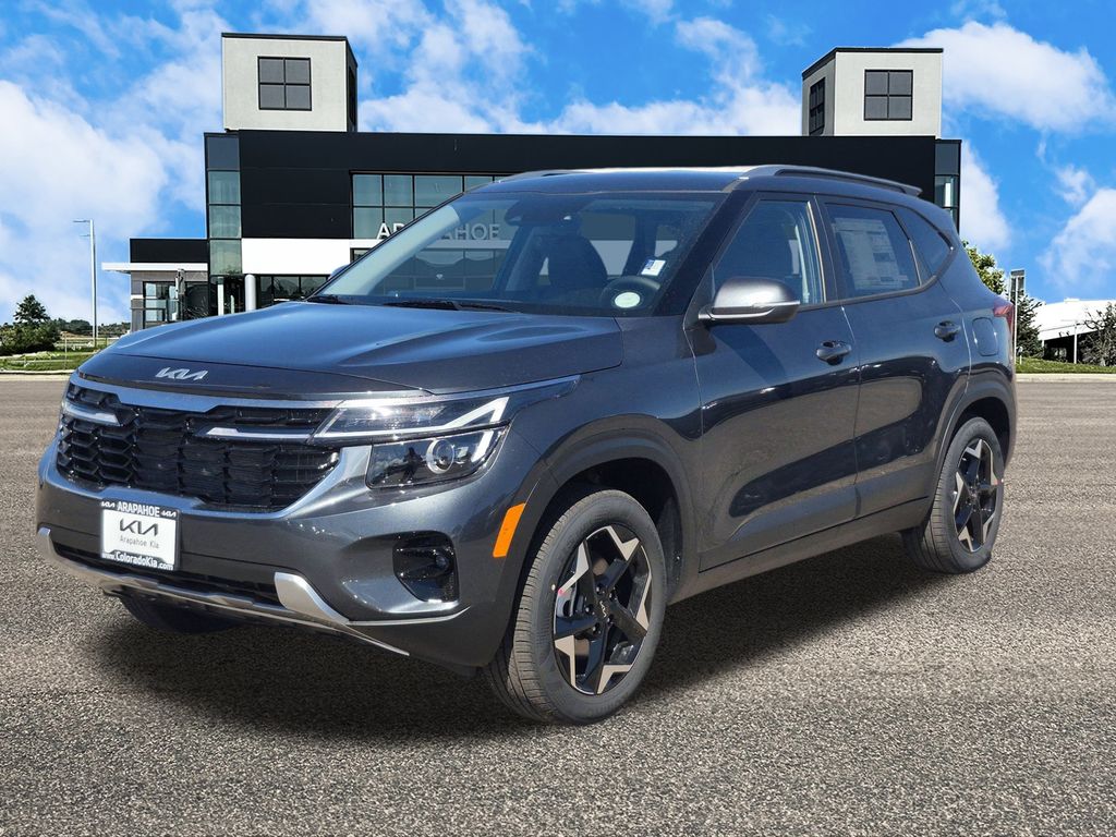 2026 Kia Seltos S photo 2