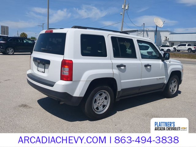 2016 Jeep Patriot Sport photo 4