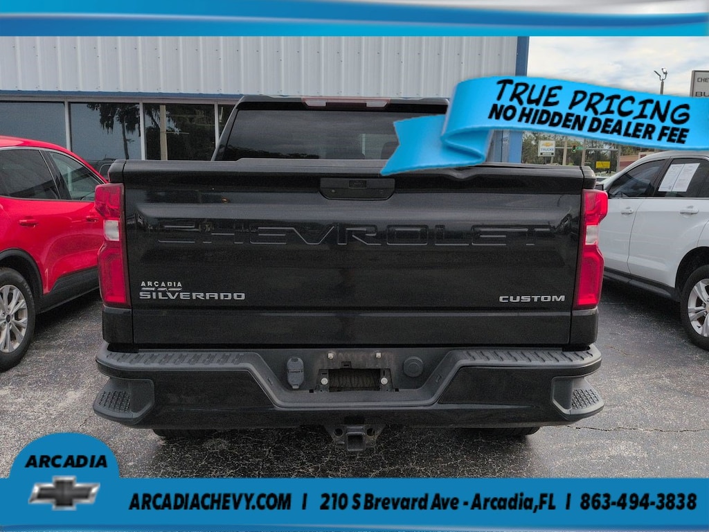 Used 2021 Chevrolet Silverado 1500 Custom 2WD Crew Cab 147 Custom