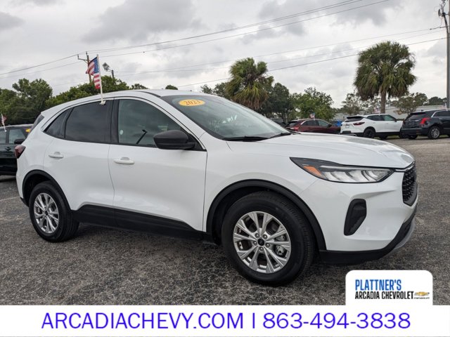 Used 2023 Ford Escape Active with VIN 1FMCU0GN8PUA59637 for sale in Chiefland, FL