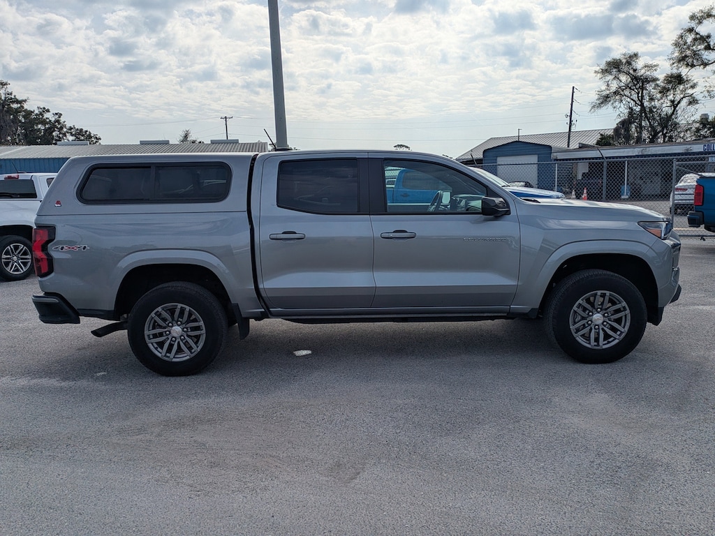 Used 2024 Chevrolet Colorado 4WD LT 4WD Crew Cab LT