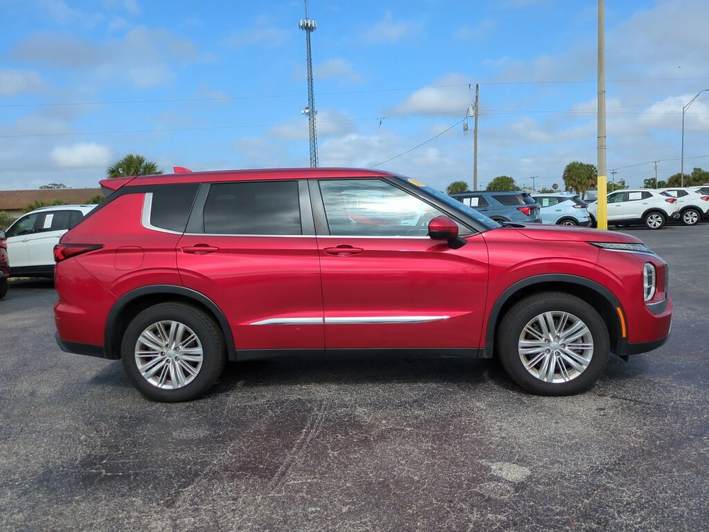 Used 2022 Mitsubishi Outlander ES ES FWD